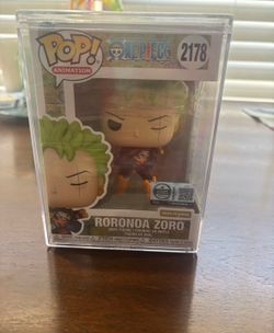 Roronoa Zoro One Piece Hot Topic 3500 LE Funko Pop
