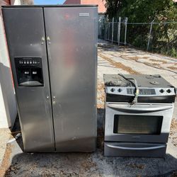 Frigidaire Stainless Steel Side By Side Fridge And Stove Set (Gas)