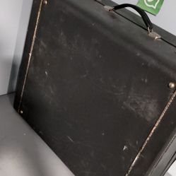 Cordovox. Case.  23x10x30