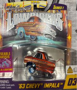 CarTuned Series 1 Lowriders #03 (Hot Wheels)
