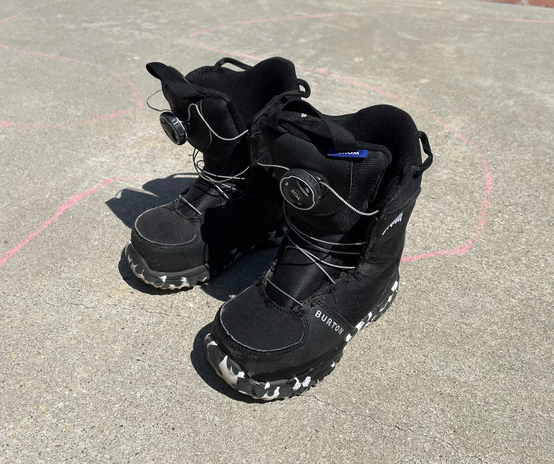 Kids Burton Grom BOA Snowboard Boots (1K)