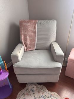 Nursery Glider/recliner
