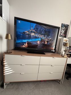 Modern 6-Drawer Dresser / TV Console - White & Oak
