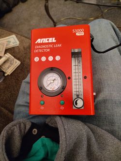 Leak Detector/Smoke Machine