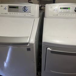 Washer and dryer pair