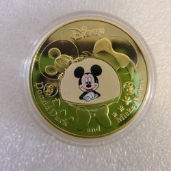 Walt DISNEY WORLD Years OF Wonder MICKEY MOUSE GOLD PLATED Novelty Coin Uncirc