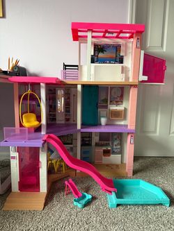 Barbie Dreamhouse 3-Story Dollhouse with Pool