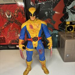Custom Mezco uncanny Wolverine 😈😈😈