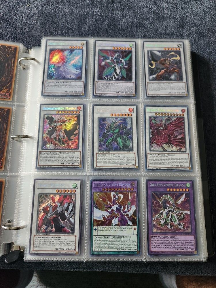 Yu-Gi-Oh Collections Of 459 Cards