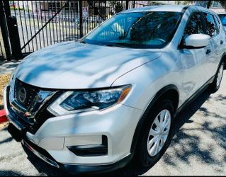 Nissan Rogue  2017