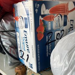 1case 16 Pack Strawberry Flavored Ensure