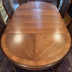 Vintage Drexel Heritage Dining Table & 6 Cane Back Chairs – French Provincial Elegance