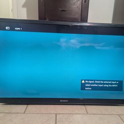 40" TV