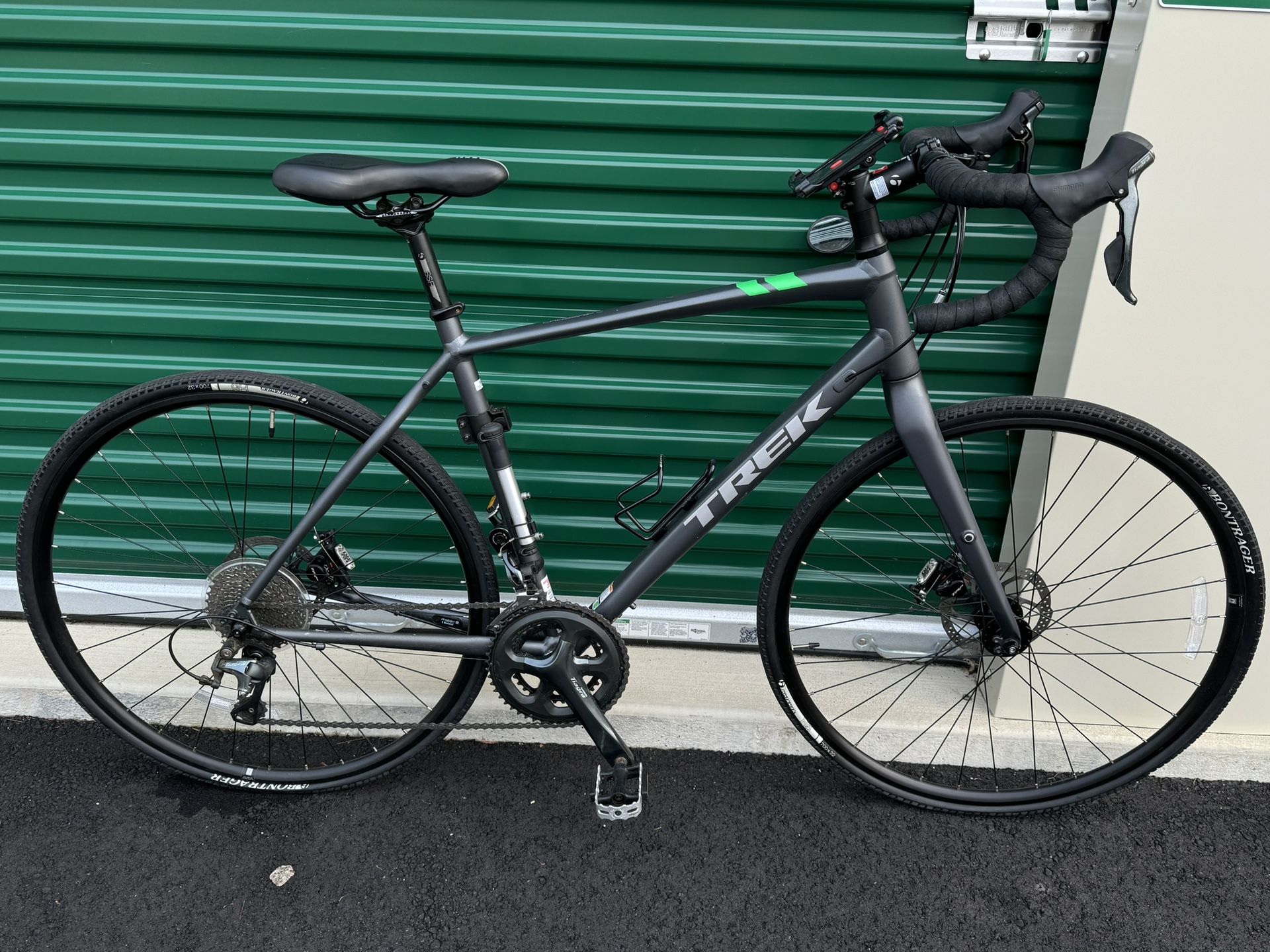 Trek Crossrip 2 men’s bike Like NEW!