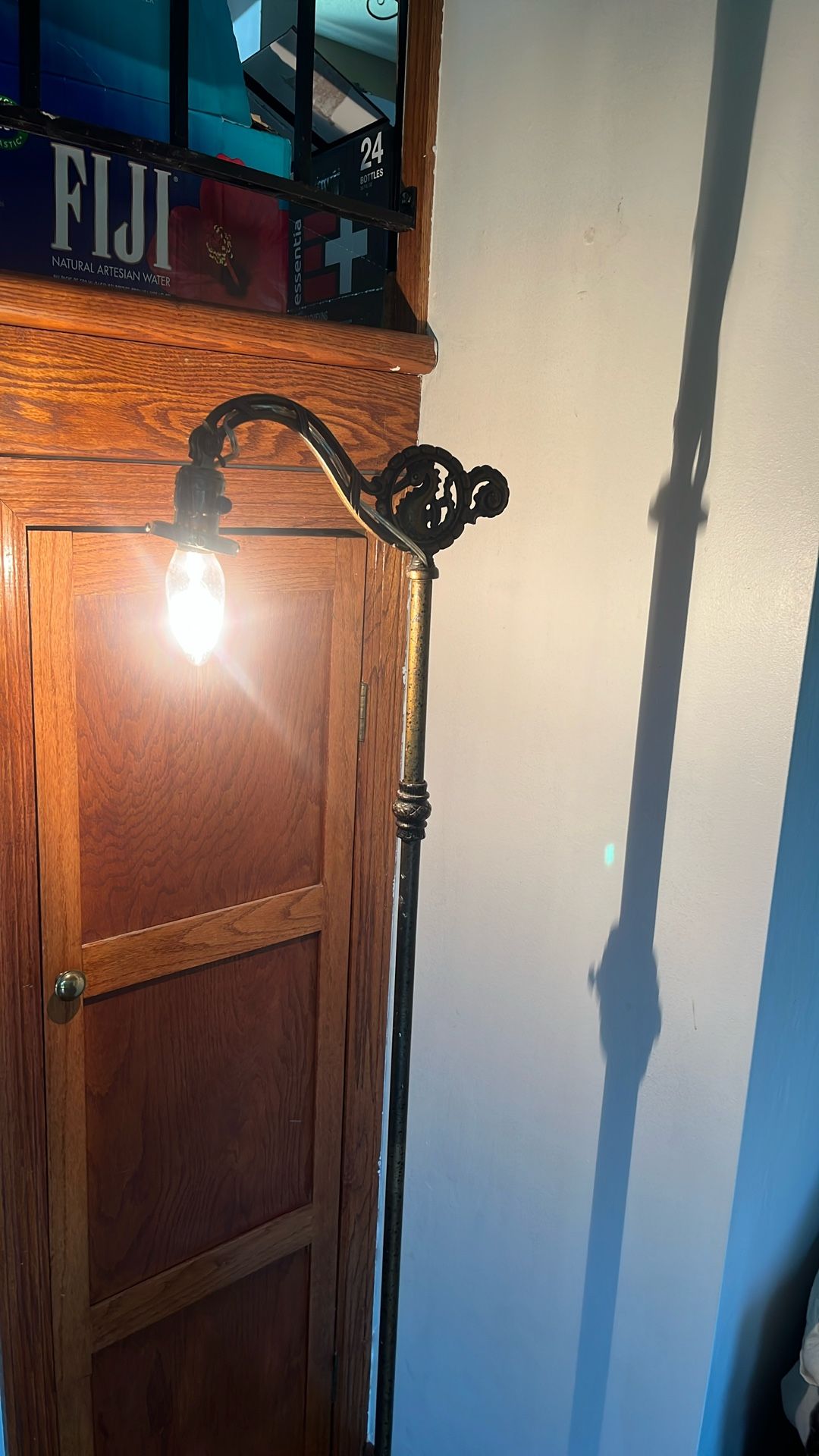 Antique Entry way, Living Room , Bedroom Lamp Flor Stand Lighting