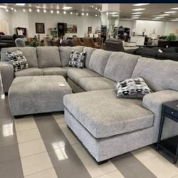 Same Day Delivery〽️Ballinasloe Platinum RAF Sectional With Chaise Ashley U Shape 