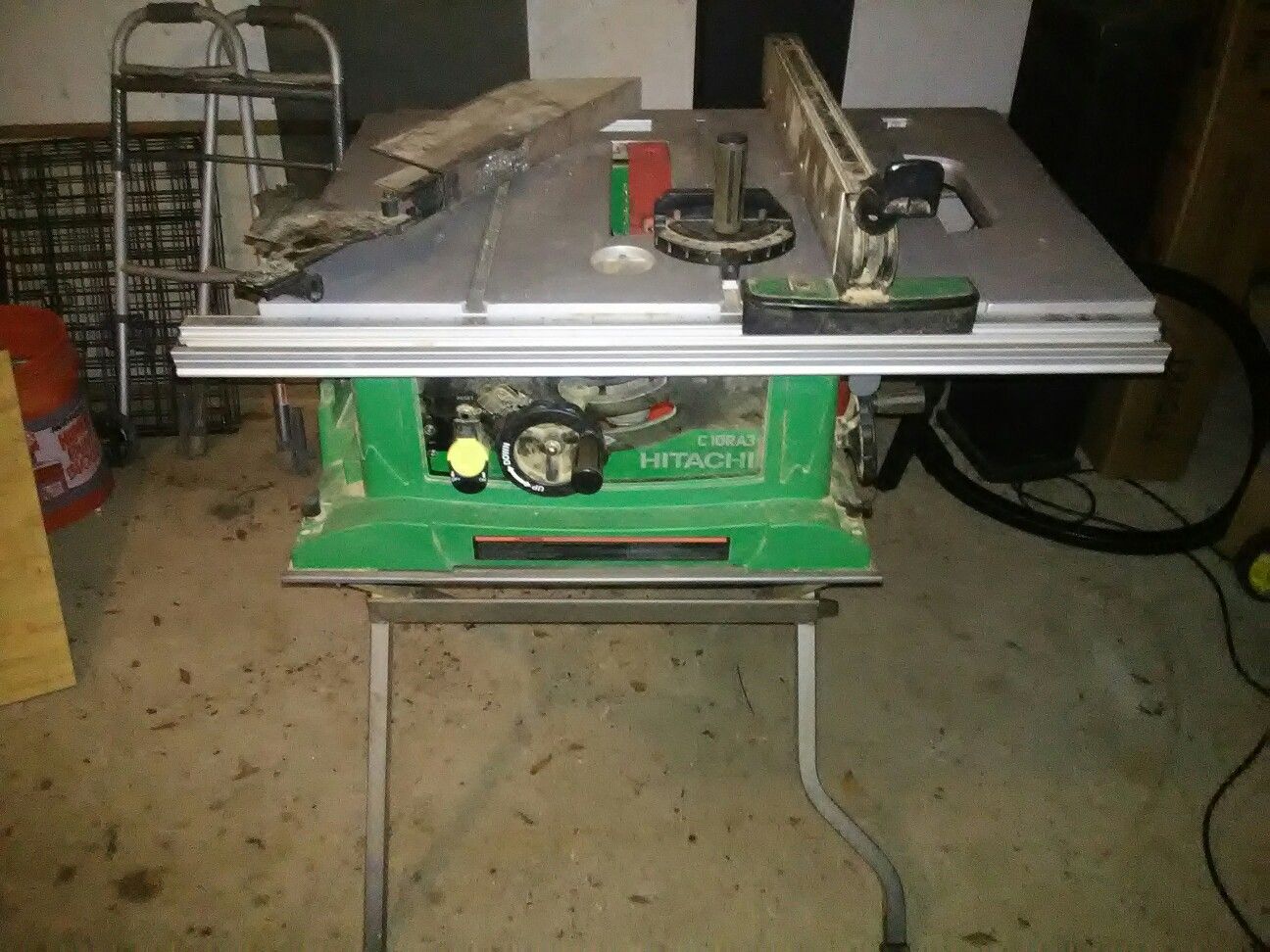 Hitachi 10" Jobsite Table Saw C10RA3 with Stand, Blades for Sale in