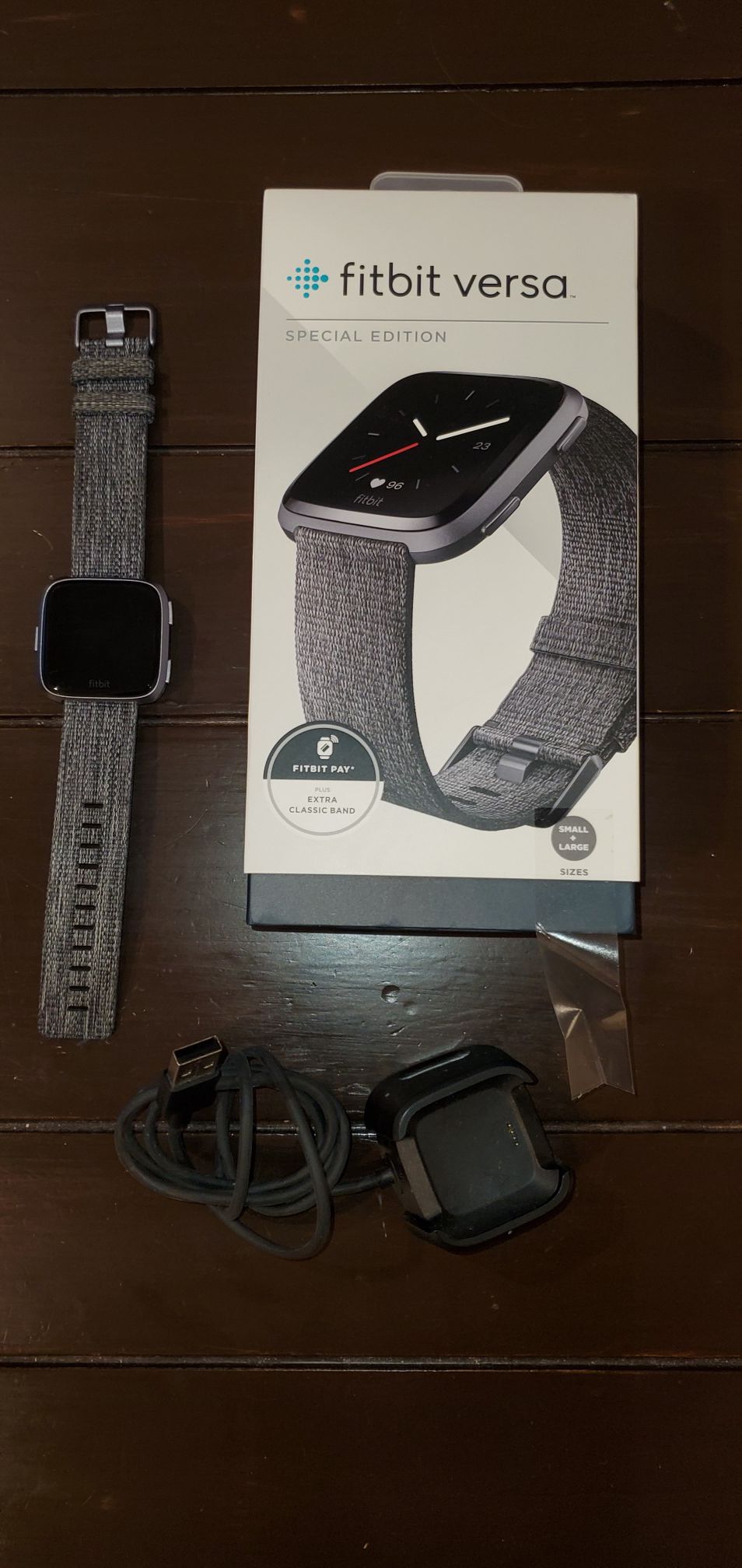 Fitbit Versa Special Edition with brand new bands