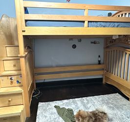 Twin bunk bed and loft