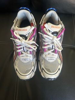 Balenciaga runners