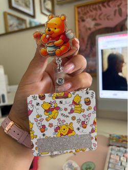 Badge reel with badge buddy