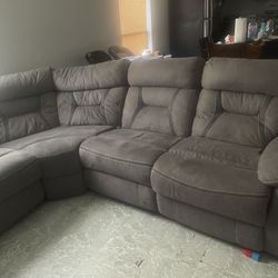 Recliner Sectional
