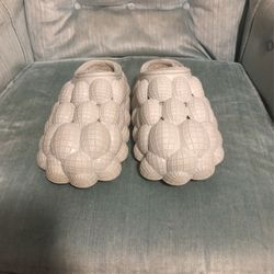 Bubble slides with fur