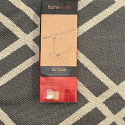 Gator Frameworks GFW-MIC-0821 Compact-base Bass/Kick Drum and Amp Mic Stand