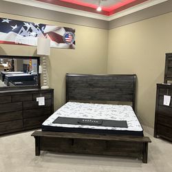 ‼️BACK IN STOCK‼️ Beautiful King Bedroom Set Now Only $1999.00!!