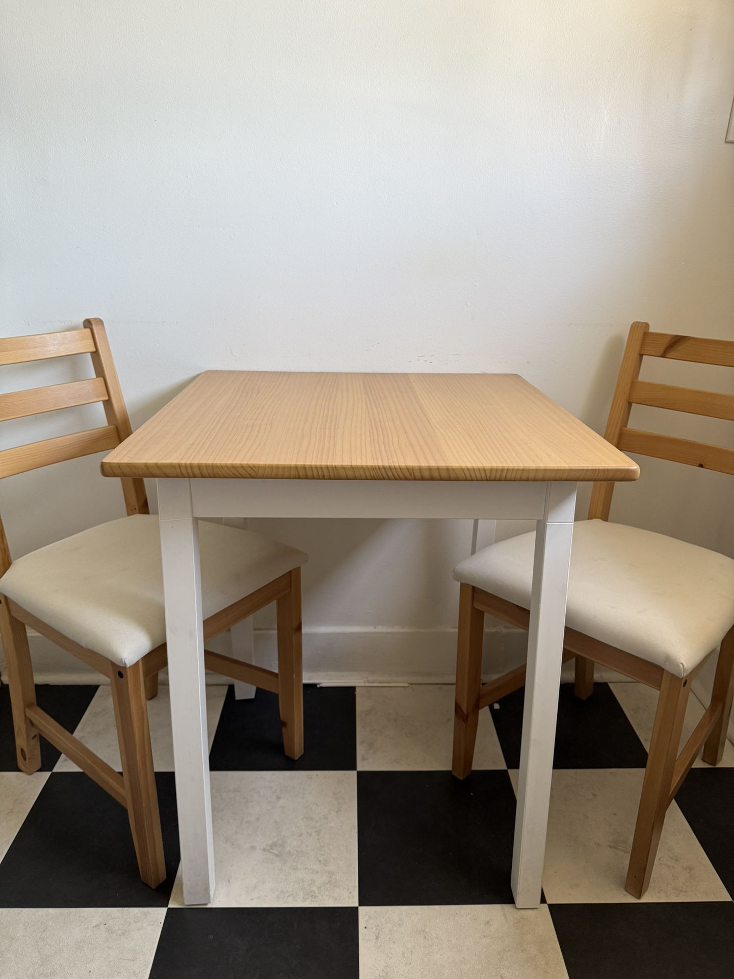 PINNTORP breakfast Table + 3 chairs Dinning Table Open To Offers