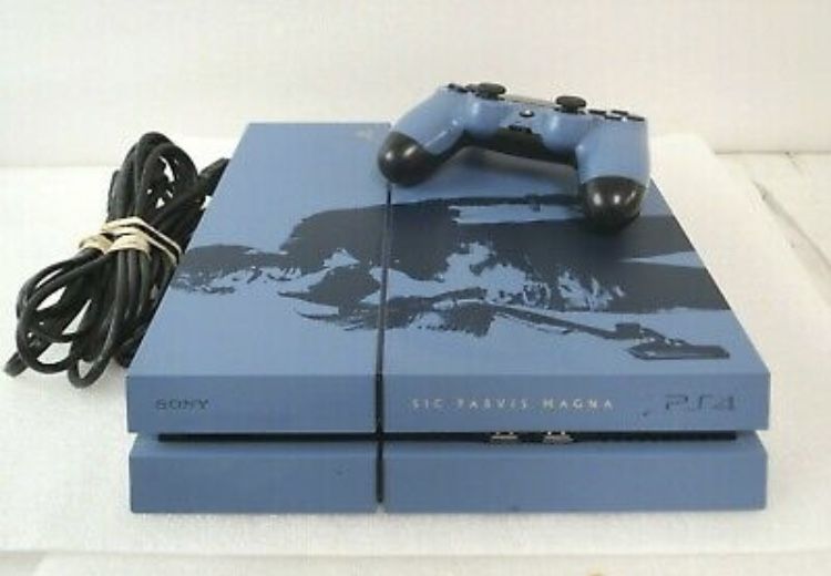 Sony PlayStation 4 Uncharted 4: Limited Edition Bundle 500GB Console