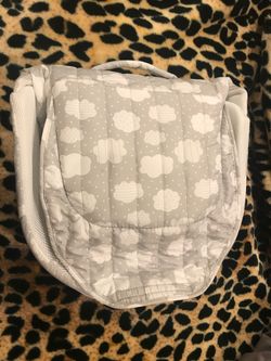 New never been used Baby Delight Snuggle Nest Infant Sleeper