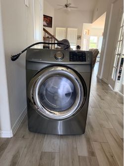 Samsung Electric Steam Dryer (Platnium/Silver) – $200 (As-Is / Needs Belt)