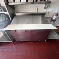 Salad And Sandwich Prep Table 