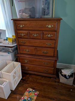 Chest of drawers and mirror dresser