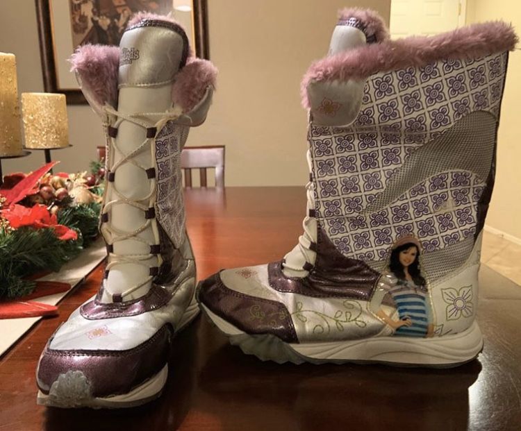Girls Disney boots size 5