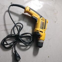 DeWalt Dwd110 Corded Drill Works Great