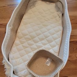 Infant Changing Basket And Caddy