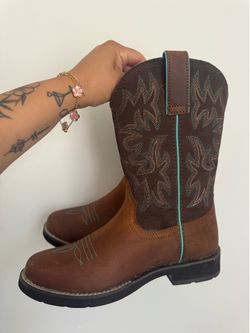 Women ariat size 7 boots