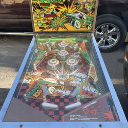 1970’s Demolition Derby  Pinball Machine 