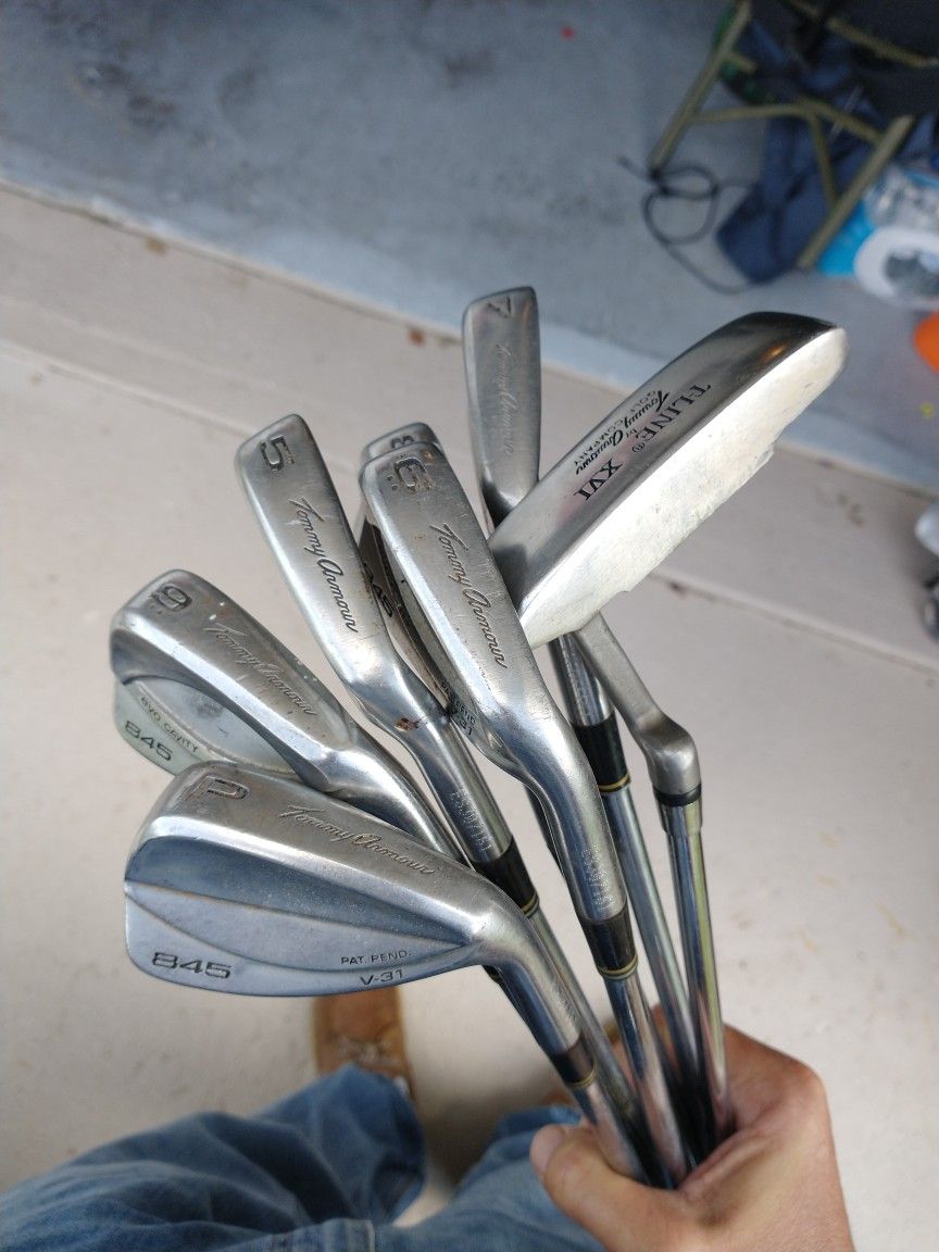 Tommy Armour 845 Irons Golf Clubs W Putter 5-pw