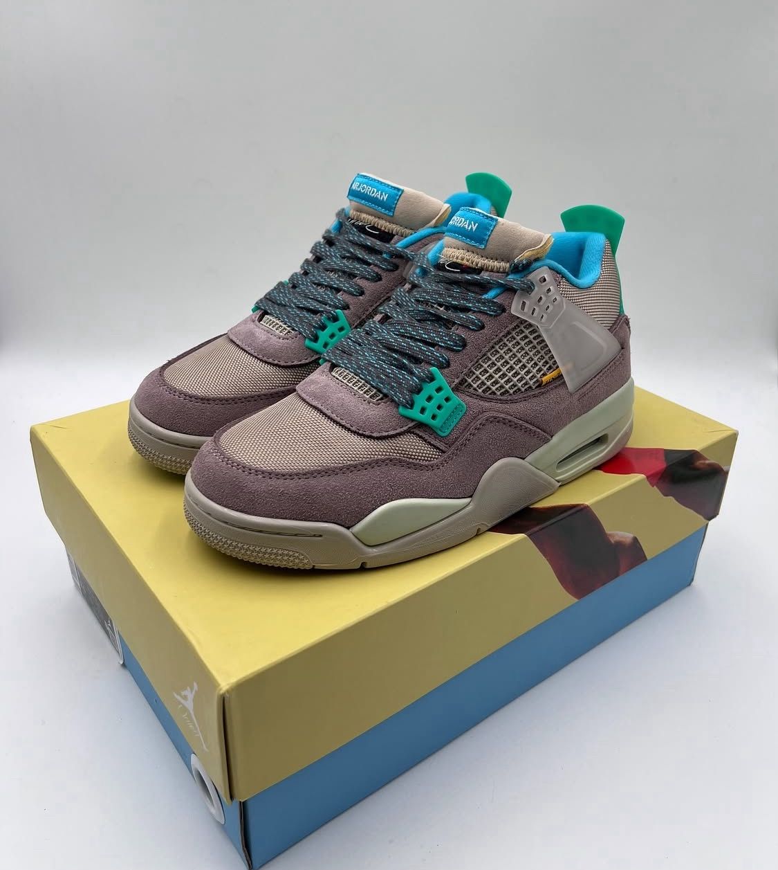 Taupe Haze Union Jordan 4