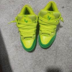 🔥I Have A Pair Of (LaFrance Puma's Assist)
Men's Size 10  New  