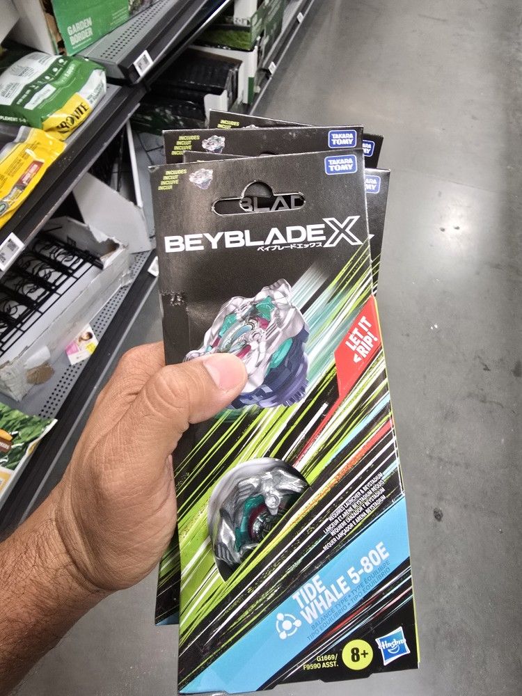Tide Whale Beyblade X Hasbro 5-80 Elevate