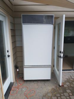 36" Counter Depth Sub Zero Refrigerator