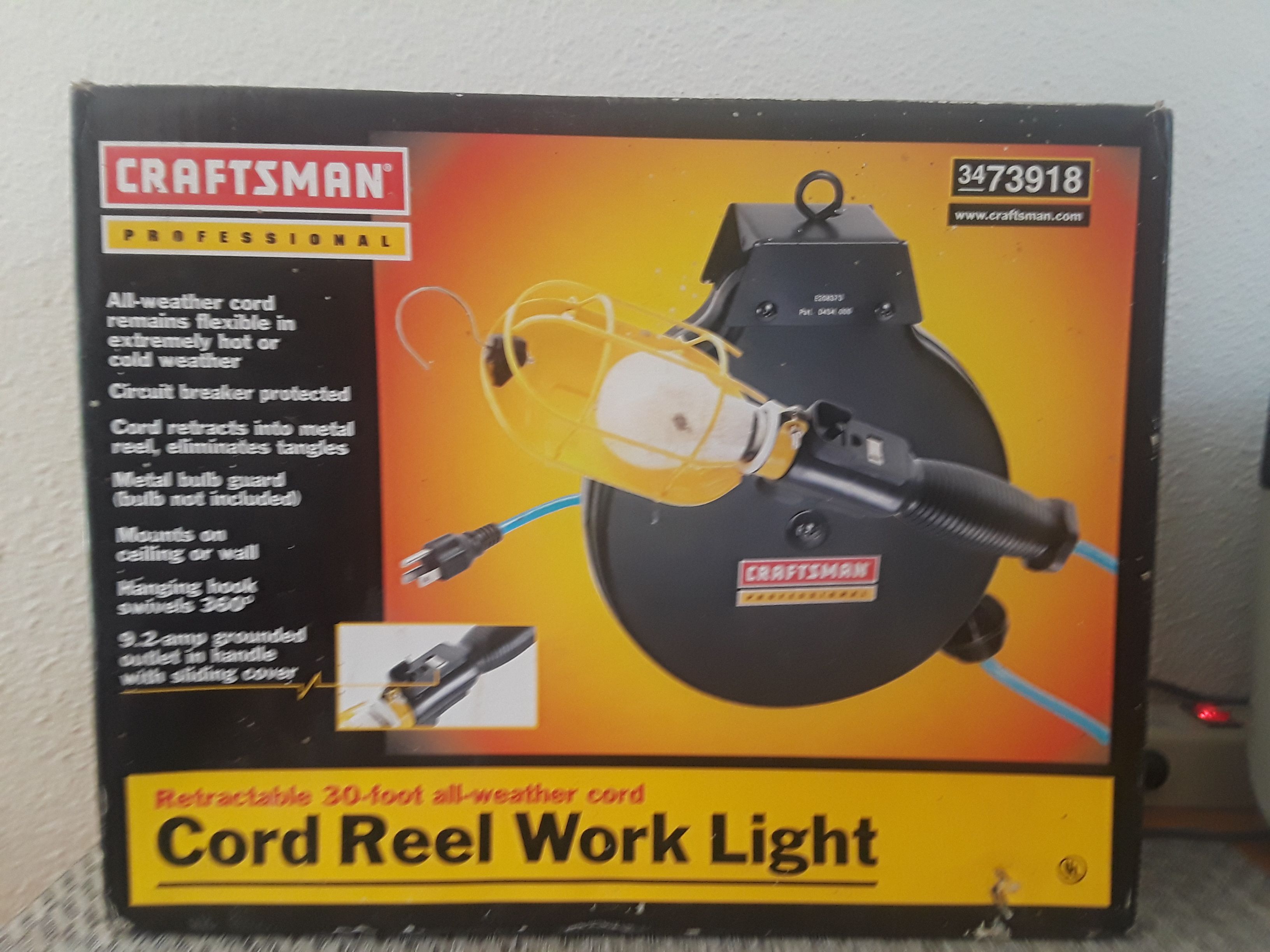 Craftsman cord reel work light. Still in the box for Sale in