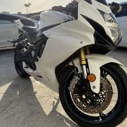 2017 Suzuki GXS-R