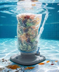 Brand new Rechargeable Pool Leaf Vacuum with Telescopic Pole