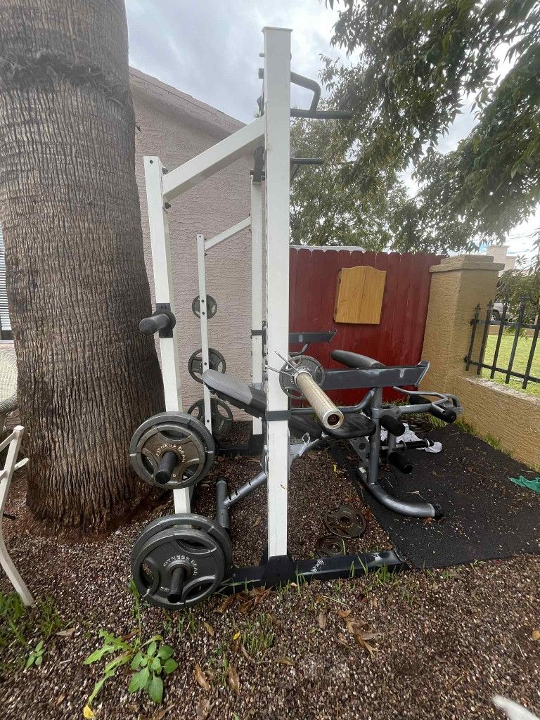 Weight lift machine.