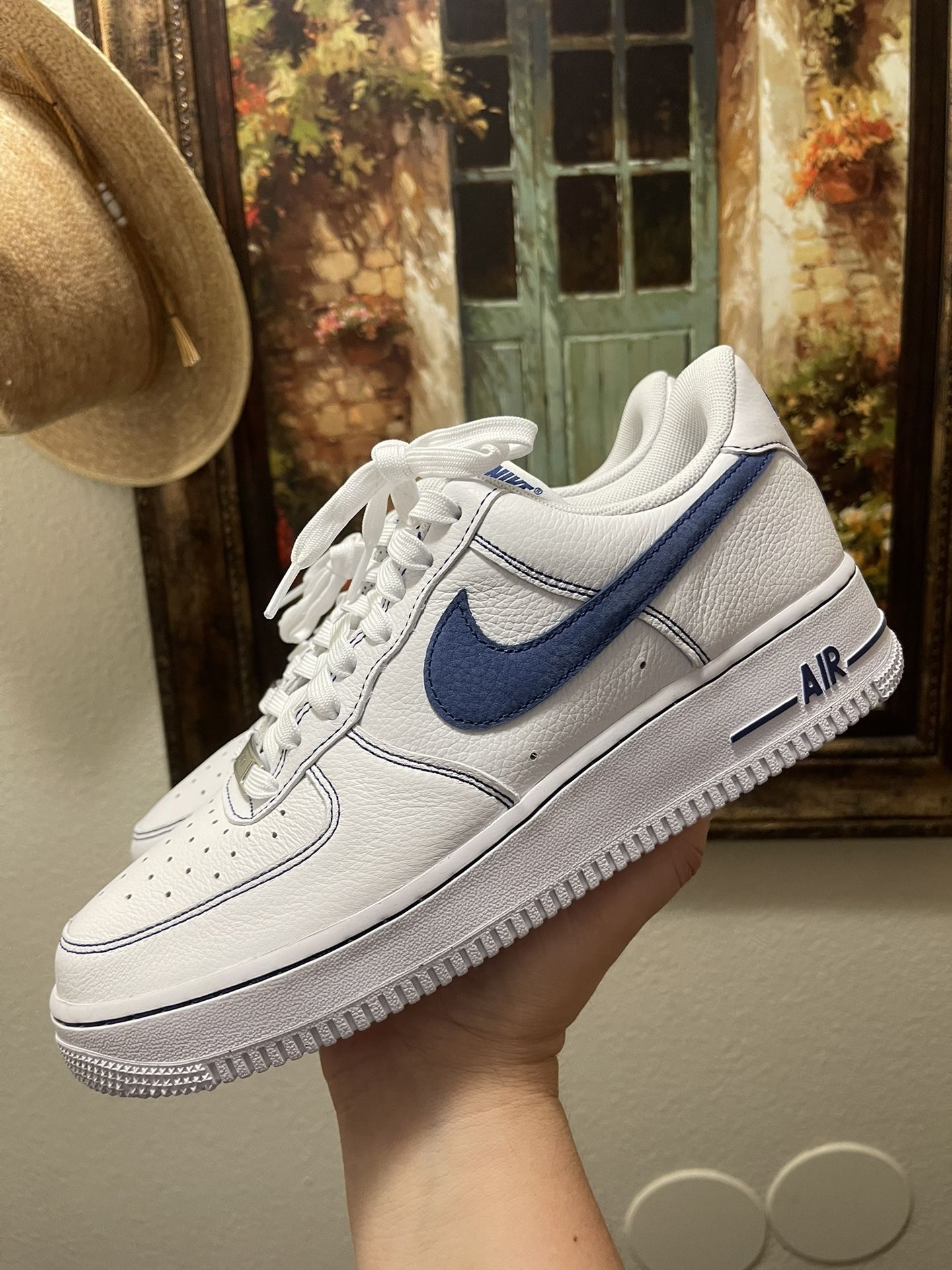Nike Air Force 1 Low '07 LV8 White Deep Royal Blue sneakers